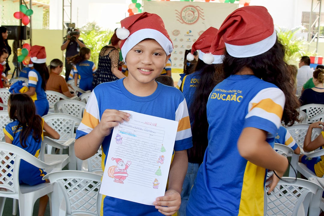 Cartinhas da Campanha Papai Noel dos Correios já podem ser adotadas