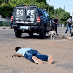 Homicídio ocorreu na Avenida General Sampaio, no bairro 13 de Setembro (Foto: Wenderson Cabral/FolhaBV)
