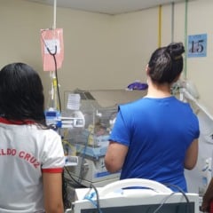 Na UTI, as trocas ocorrem a cada três horas, o que torna as doações fundamentais para suprir a demanda. (Foto:Ascom/Seed)