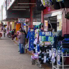 A expectativa do comércio é de que a redução das dívidas contribua para o aumento das vendas neste fim de ano. (Foto:Igor Ritherlly).