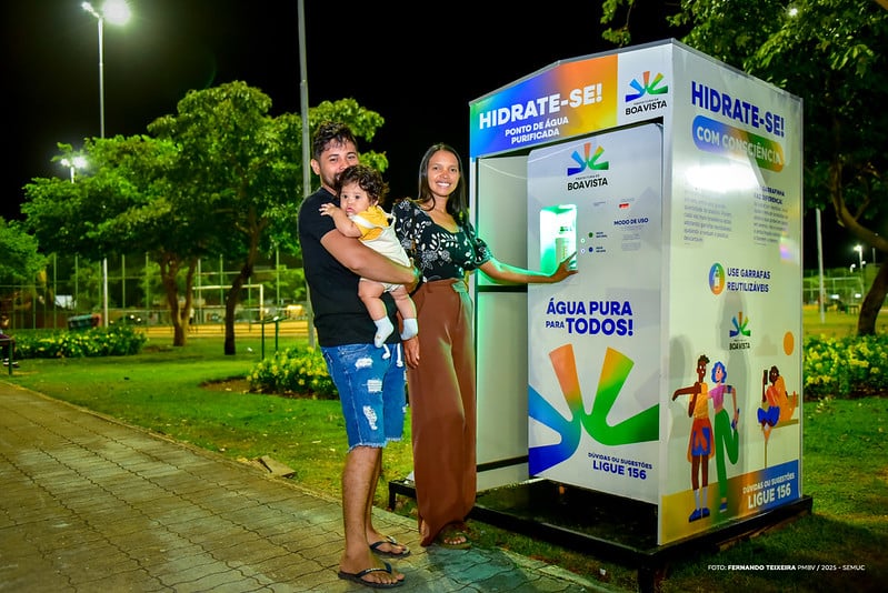Cabine de hidratação é instalada na Praça do Cidade Satélite Cabine de hidratação é instalada na Praça do Cidade Satélite