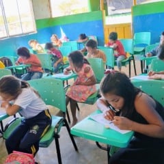 As vagas abrangem professores dos anos iniciais e finais, docentes bilíngues, professores de Língua Indígena, auxiliares e cuidadores. (Foto: Divulgação)