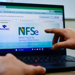 A adesão é obrigatória para todos os prestadores de serviço estabelecidos no município. (Foto: Divulgação)