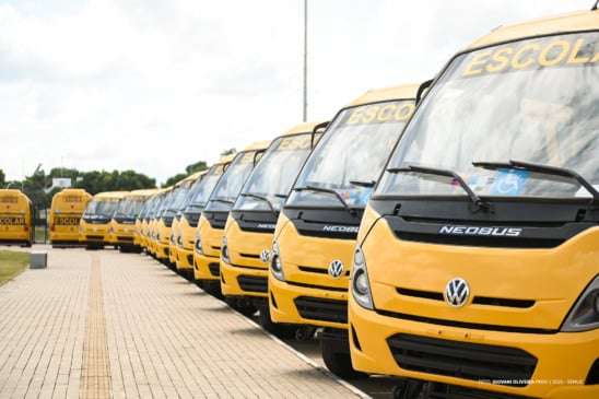 Os ônibus atenderão estudantes da zona urbana, rural e indígena. (Foto: Giovani Oliveira)