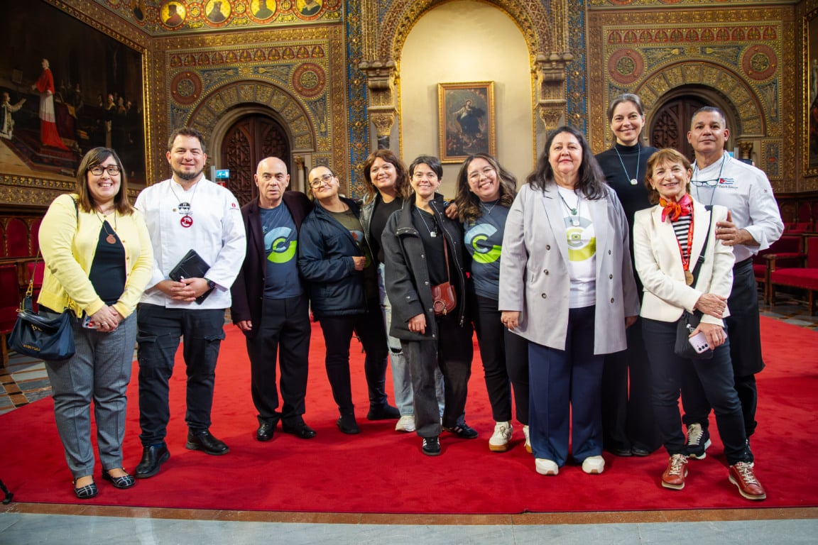 Presidentes das delegações de Ciência e Cozinha com o presidente da Fundação Pere Castells