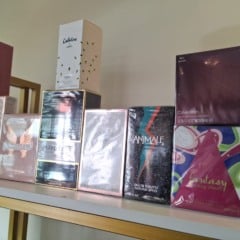 Perfumaria suspeita de importação clandestina tem produtos apreendidos pela Receita Federal