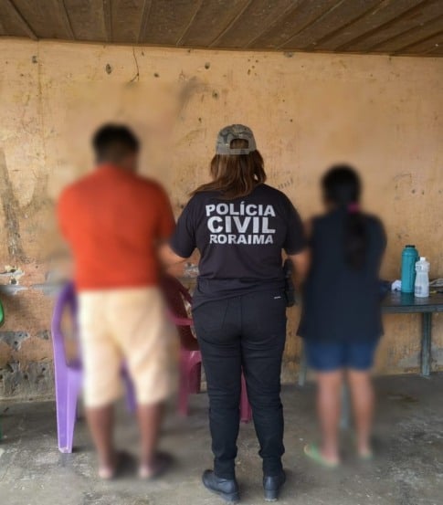 O casal foi encaminhado a delegacia de Pacaraima. (Foto: PCRR)