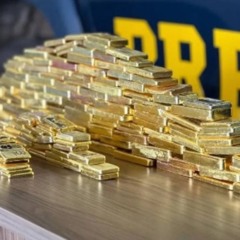 A pré-campanha antecipada e o forte brilho do vil metal da menina dos olhos