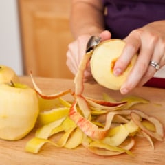 Saiba como aproveitar as cascas de maçã (Foto: Reprodução)