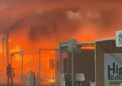 Incêndio atinge estrutura da COP30 e provoca evacuação total do evento