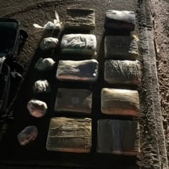 o caminhão estava parado às margens da BR-174, sentido Boa Vista. (Foto: Divulgação).