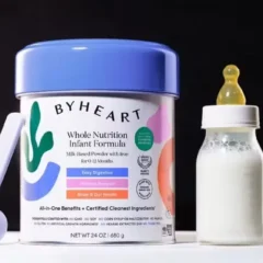 Anvisa proibiu venda e importação da fórmula infantil no país. (ByHeart/Reprodução)