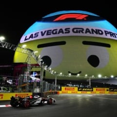 O Circuito Urbano de Las Vegas é conhecido por unir o glamour da cidade ao espetáculo da Fórmula 1. (Foto: Reprodução)