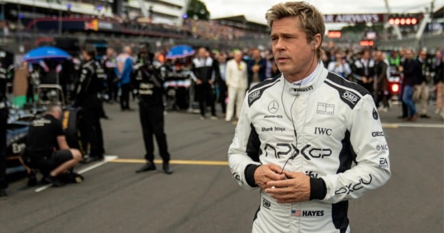 Brad Pitt vive um ex-piloto famoso que é chamado para ser mentor (Foto: Divulgação)