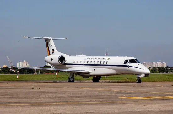 Uso de jatos da FAB cai após contenção de gastos e intervenção do Planalto