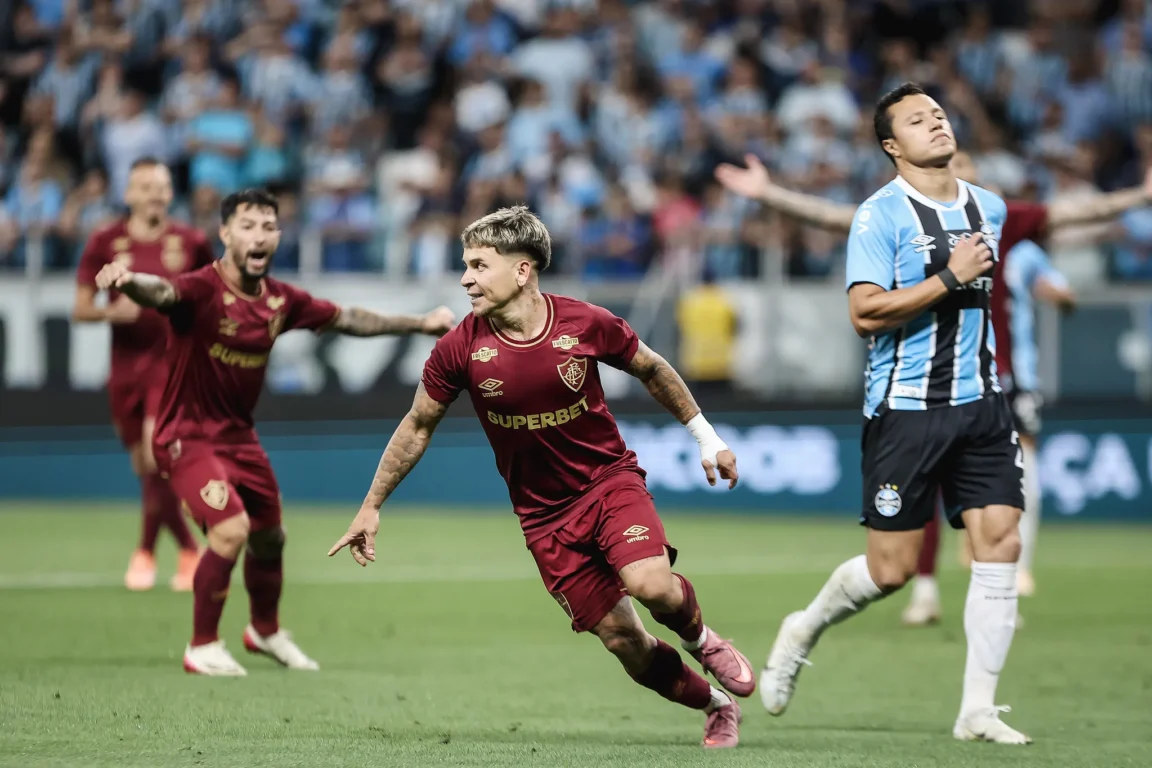 Soteldo foi responsável pela vitória do Fluminse marcando os dois gols da partida contra o ex-clube. (Foto: LUCAS MERÇON / FLUMINENSE F.C. / DIVULGAÇÃO).