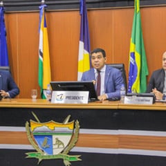 A mesa diretora da Assembleia Legislativa de Roraima, presidida pelo deputado Soldado Sampaio