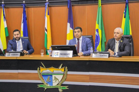 A mesa diretora da Assembleia Legislativa de Roraima, presidida pelo deputado Soldado Sampaio