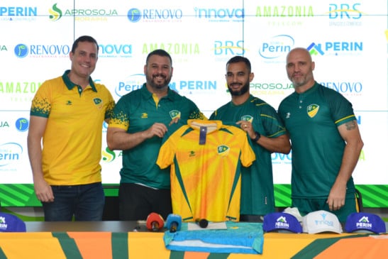 Felipe Brisola foi anunciado em coletiva de imprensa (Foto: Nilzete Franco/FolhaBV)
