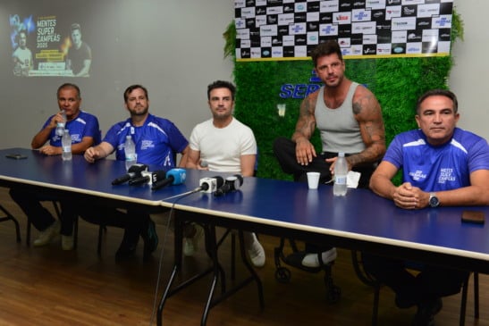 Falcão e Fernando Fernandes inspiram público em evento do Sebrae no Estádio Canarinho