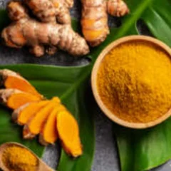 Como incluir a cúrcuma na alimentação para ajudar a reduzir inflamações pequenas e frequentes