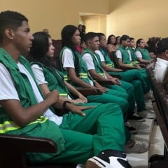 Os alunos mergulharam em conteúdos sobre sanidade animal e vegetal, segurança alimentar, meio ambiente, defesa agropecuária e outros. (Ascom/Aderr)