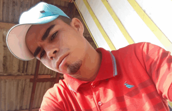 Valtécio Rocha de Lima saiu de casa no dia 30 de novembro, acompanhado de amigos, em uma motocicleta vermelha. (Foto: Divulgação)