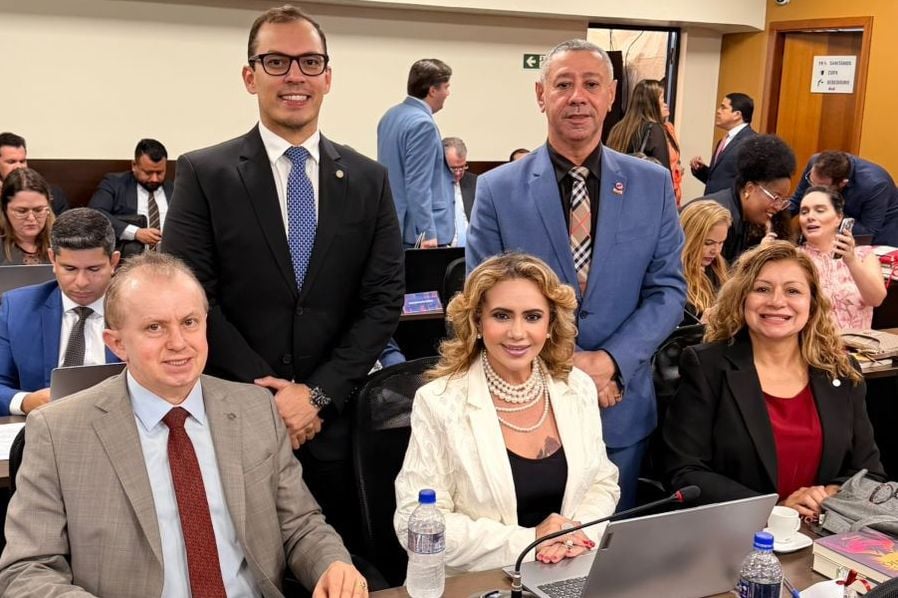 Presidente Ednaldo Vidal e conselheiros federais participam da última Sessão Ordinária do ano do CFOAB