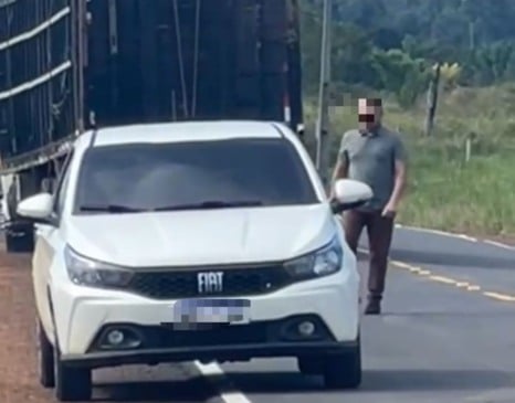 Veículo usado pelos falsos policiais (Foto: Reprodução)