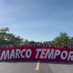 Indígenas bloqueiam rodovia federal em ato contra o Marco Temporal