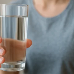 O que a sua dor de cabeça está tentando dizer sobre sua hidratação