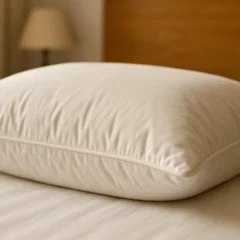 O tipo de travesseiro ideal para quem acorda com dor nas costas e não sabe o motivo