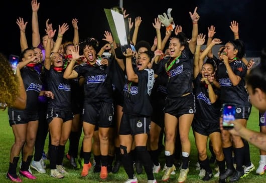Rio Negro vence São Raimundo e conquista o Campeonato Roraimense Feminino. (Foto: Reprodução/Instagram/@rionegrofemininorr)