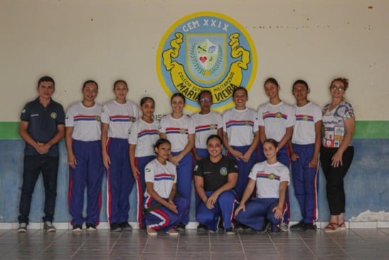 Equipe de estudantes que se destacaram na Olimpíadas. (Foto: Arquivo Pessoal)