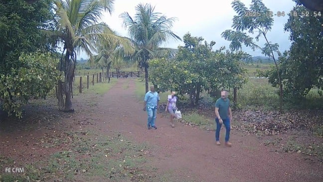 Os dois homens estiveram na propriedade no dia 4 de dezembro, apresentando-se como policiais e afirmando que investigavam o local. (Foto: Divulgação)