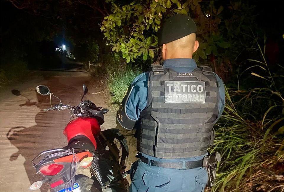 Motocicleta furtada é localizada próximo a Praia da Polar