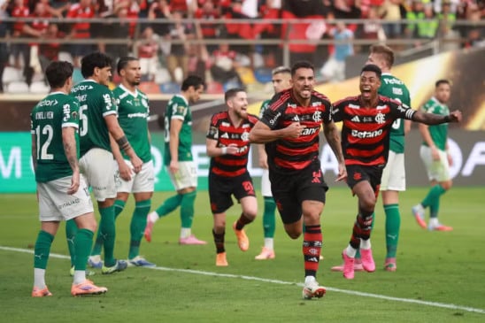 Flamengo pode conquistar Brasileirão e Libertadores no mesmo ano pela segunda vez. (Foto: Foto: getty images)