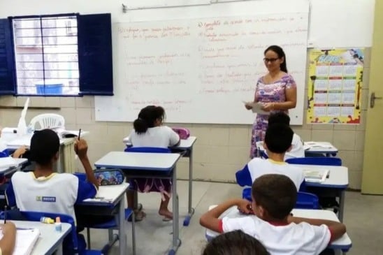 Em nível nacional, a estimativa do Ipea é de que cerca de 620 mil professores da educação básica fiquem totalmente isentos do Imposto de Renda, o equivalente a 51,6% da categoria. (Foto: Foto: Sumaia Vilela/Agência Brasil)