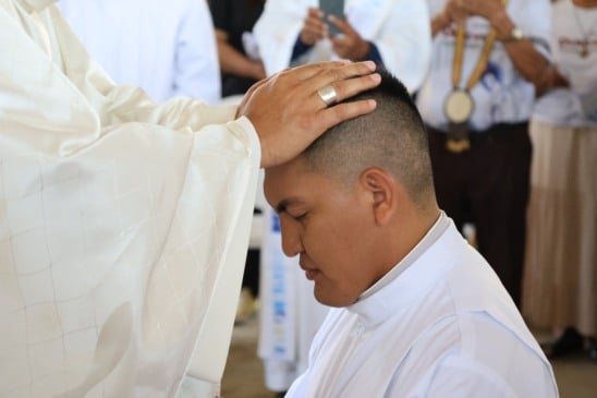 Natural da comunidade Maturuca, na Terra Indígena Raposa Serra do Sol, Djavan ingressou no seminário em 2016. Foto: Pablo Sérgio Bezerra