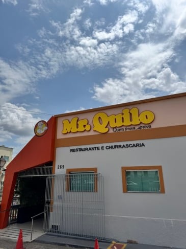 Fachada do Mr.Quilo