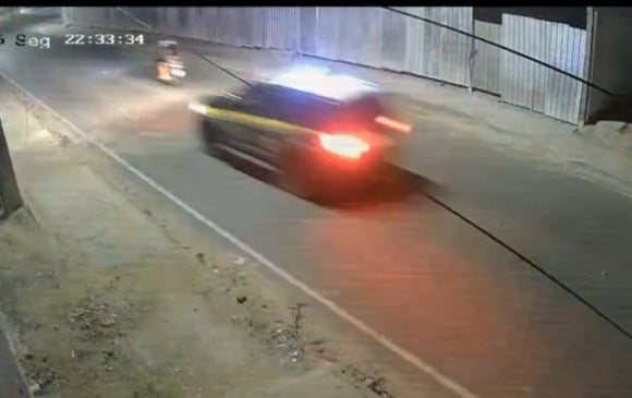 Imagem capturada por câmeras em uma das ruas em que a perseguição ocorreu.