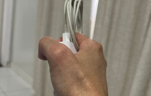 Criança de três anos foi agredida com cabo de carregador - Foto Ilustrativa: Juliana Mourão/FolhaBV