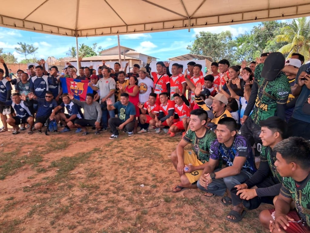 O evento, que atravessa gerações, reuniu centenas de atletas e autoridades no campo do Mojo-Ui, na sede do município. (Foto: Divulgação) O evento, que atravessa gerações, reuniu centenas de atletas e autoridades no campo do Mojo-Ui, na sede do município. (Foto: Divulgação)
