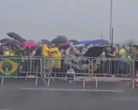 Pelo menos 13 pessoas foram encaminhadas ao Hospital de Base do Distrito Federal. (Foto: Reprodução)