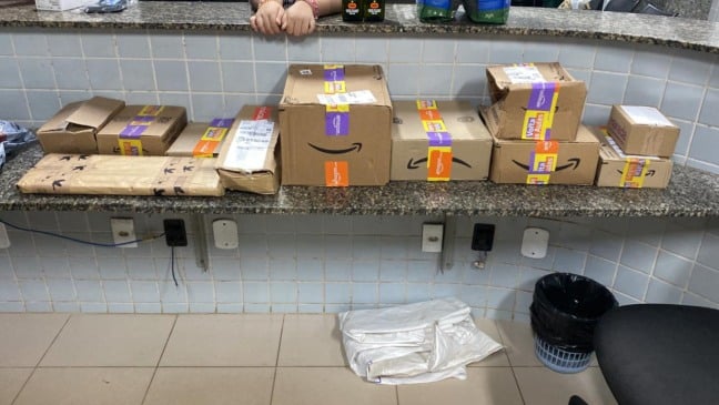 Mãe e filha são vítimas de assalto à mão armada durante entrega de mercadorias