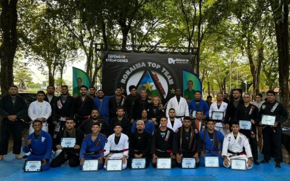 Criada em 2012 a partir de um projeto familiar, a equipe evoluiu de um treino doméstico para uma academia estruturada, com diferentes núcleos de atuação e presença constante em competições. (Foto: Divulgação)