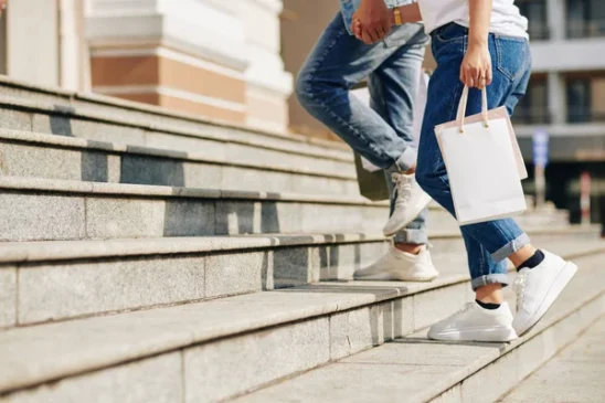 Pequenas atividades somadas ao longo do dia podem representar um gasto calórico semelhante ao de um treino leve (Foto Divulgação)