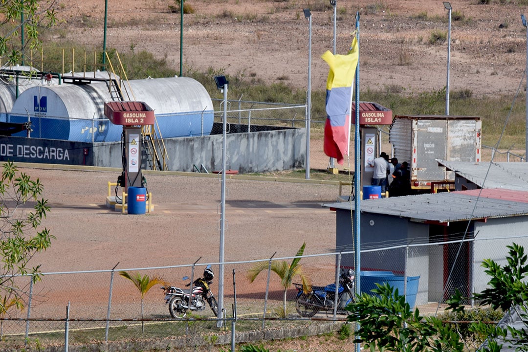 Posto de combustível da PDVSA, em Santa Elena de Uairén (Foto: Wenderson Cabral/FolhaBV)