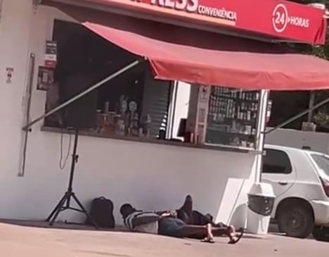 Os dois envolvidos foram encaminhados à unidade policial para as providências cabíveis. (Foto: Reprodução)