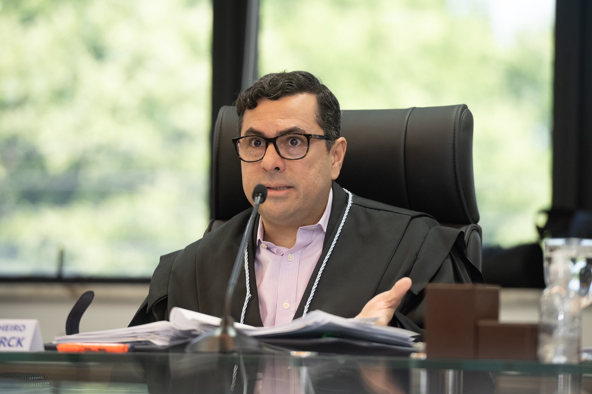 O conselheiro relator Bismarck Dias de Azevedo, do Tribunal de Contas do Estado (Foto: Marcelo Mora/TCE)